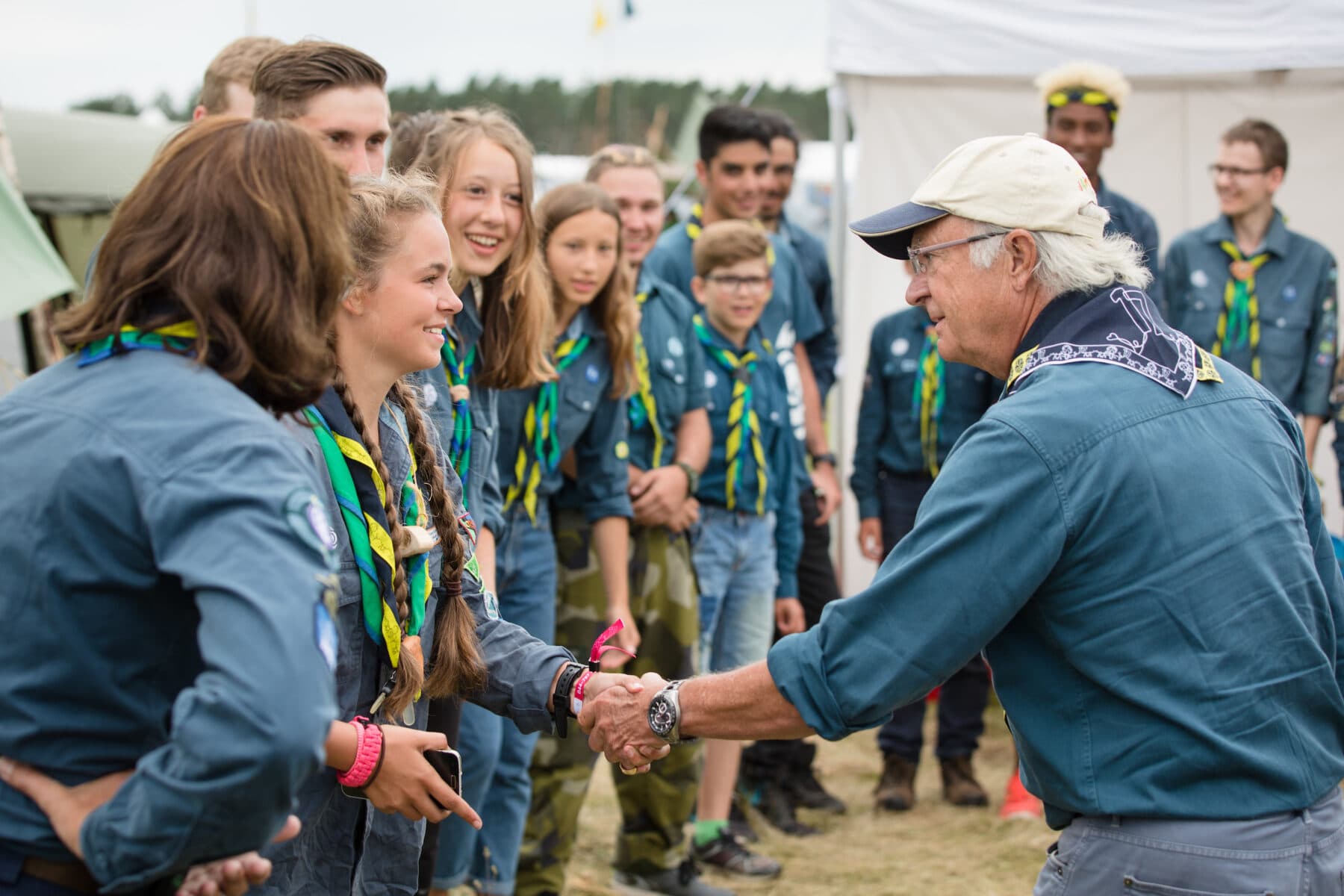 20170811 Hans Majestät Konungen Carl XIV Gustaf besöker scoutlägret Jamboree17 och Norra Järva Scoutkår från Storstockholm. Foto: Magnus Fröderberg