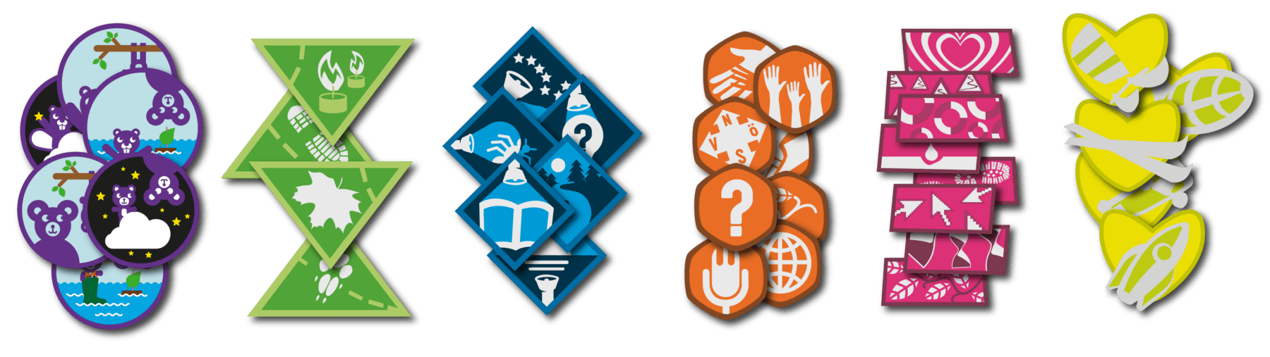 En rad med olika färgglada scoutmärken i olika geometriska former, inklusive cirklar med björnar, gröna trianglar, blå fyrkanter, orange hexagoner, rosa rektanglar och gula hjärtan med olika symboler.